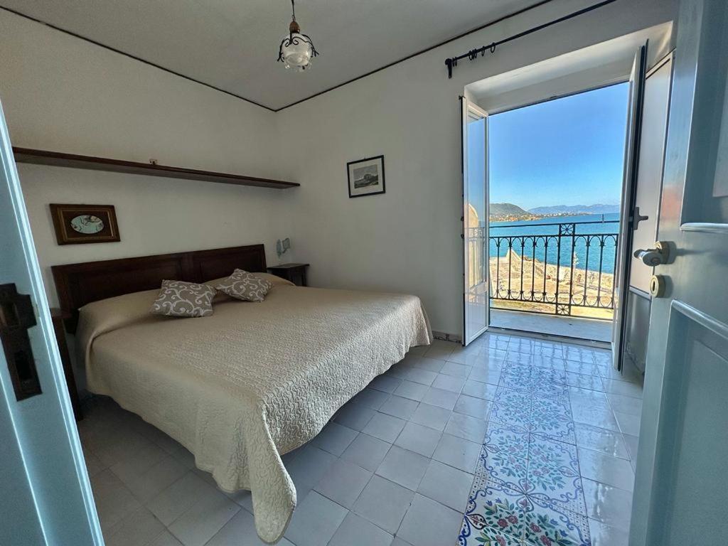 Molo Sea View Apartment Cefalu Exterior photo